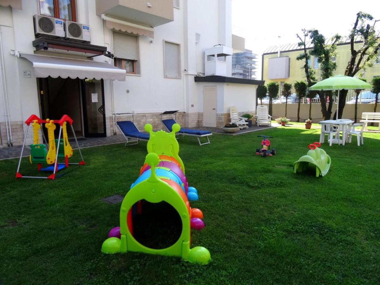 Villa Palazzina Del Sole Sottomarina Exterior foto